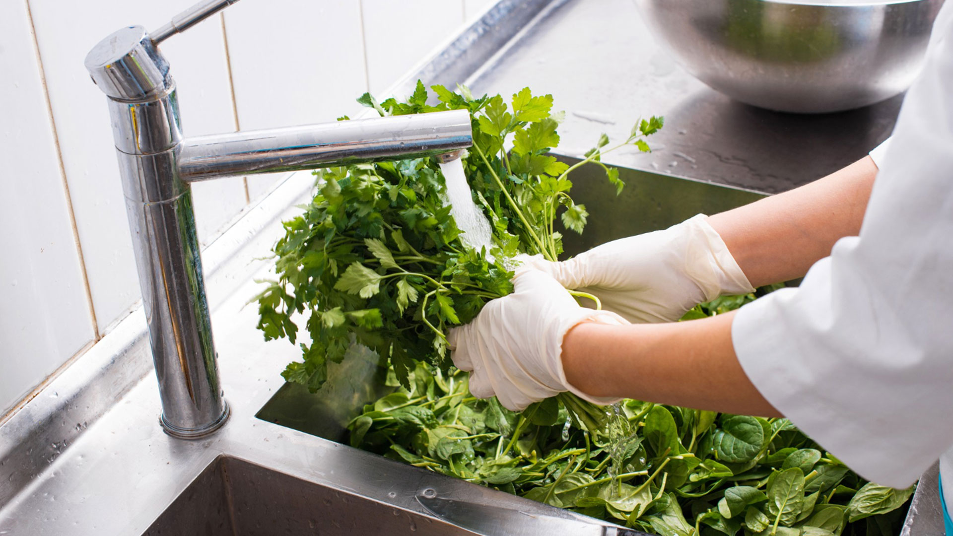 Commercial kitchen hygiene